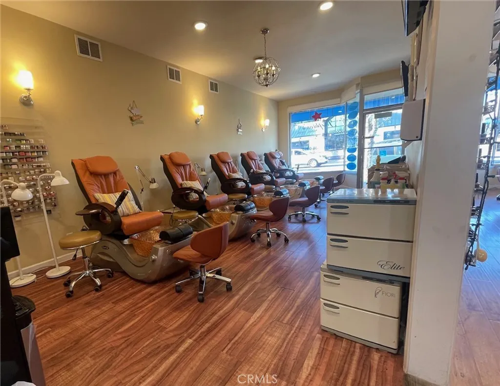 Additional image 16 of , Studio City, CA 91604