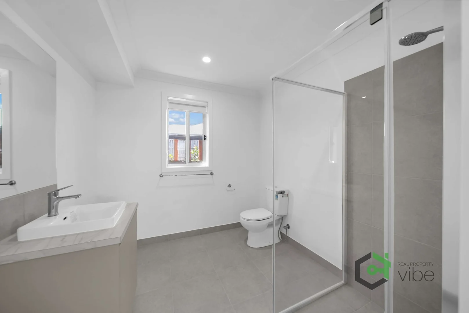 Additional image 13 of 15 Kendall Street, Walloon QLD 4306