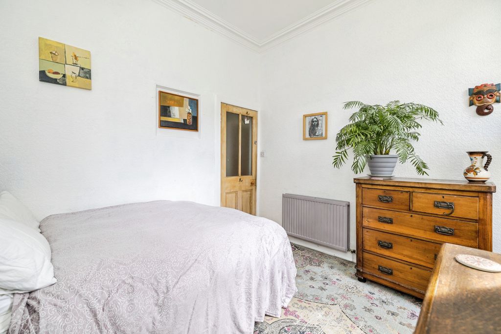 Additional image 12 of 2 bed flat for saleSouth Oxford Street, Edinburgh EH8