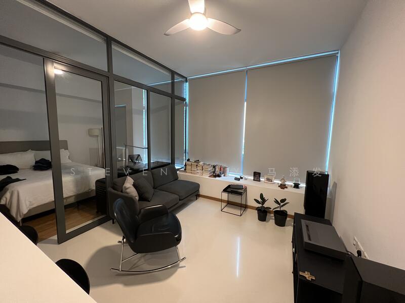 6 Sinaran Drive photo 2