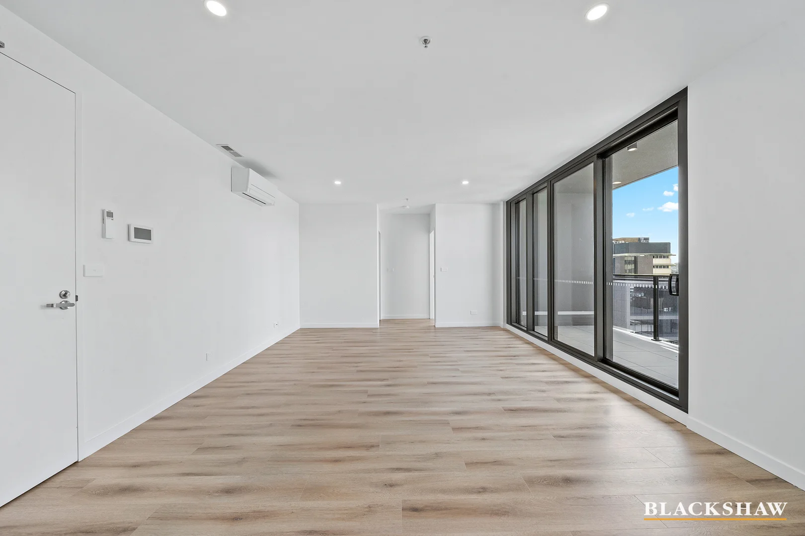810/49 Furzer Street, Phillip ACT 2606 photo 5