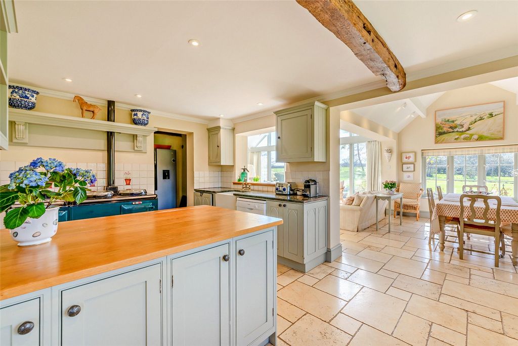 Additional image 5 of 6 bed detached house for saleNorth End, Newbury, Hampshire RG20