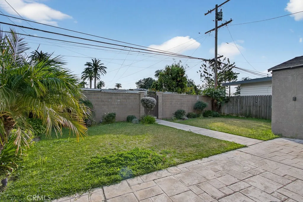 Additional image 19 of 2430 San Francisco Avenue, Long Beach, CA 90806