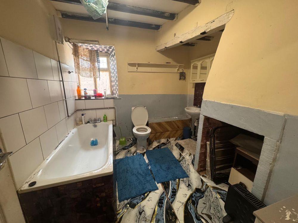 Additional image 7 of 634, Great Horton Road Bradford, BD7 4AA