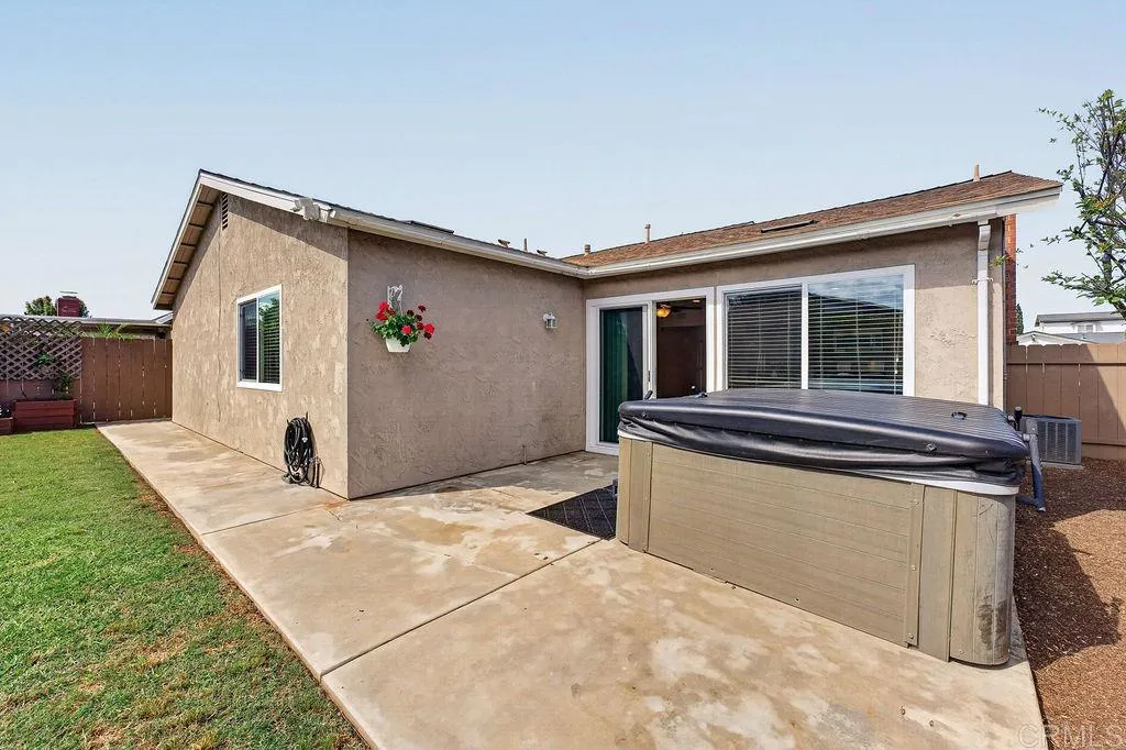 Additional image 38 of 10943 Martinique Way, San Diego, CA 92126