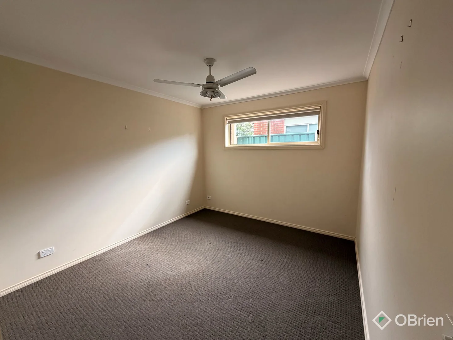 Additional image 4 of 2/19 Kraft Crescent, Drouin VIC 3818