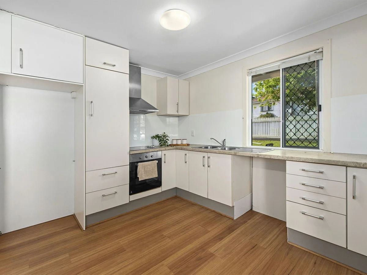 Additional image 10 of 27 Roscoe Street, Holland Park QLD 4121