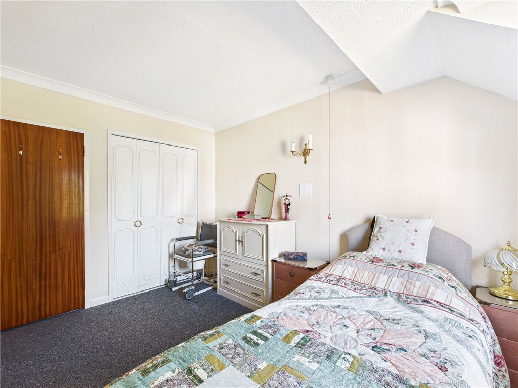 Additional image 4 of 1 bed flat for saleFelix Road, Felixstowe, Suffolk IP11