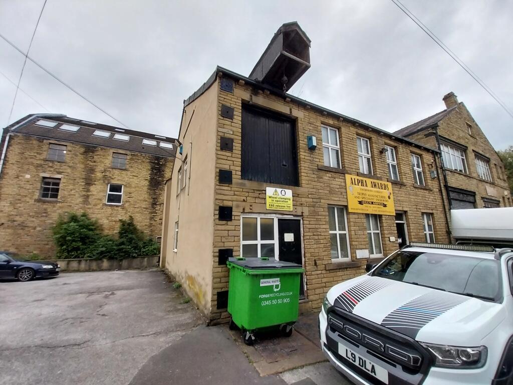 35 Adelaide Street, Bradford, West Yorkshire, BD5 0EA