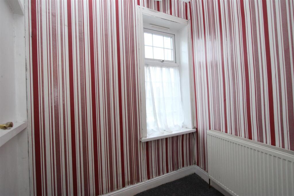 Upper Woodlands Road, Bradford photo 3