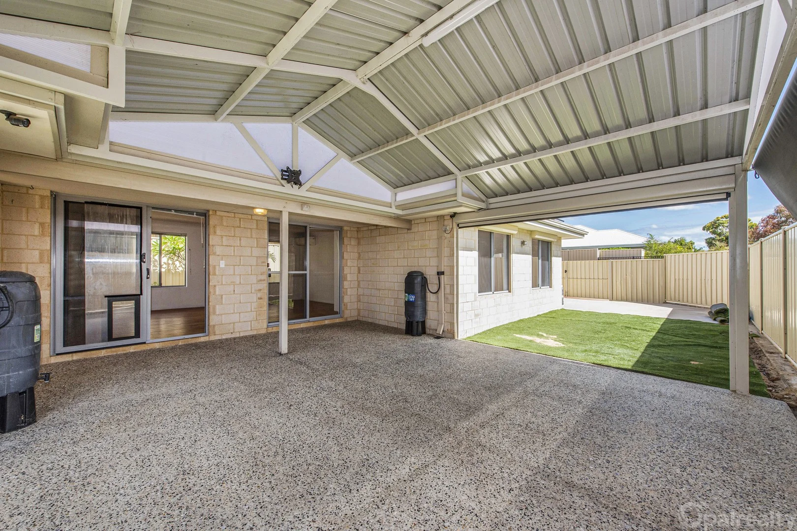 2 Ashwood Parkway, Lakelands WA 6180