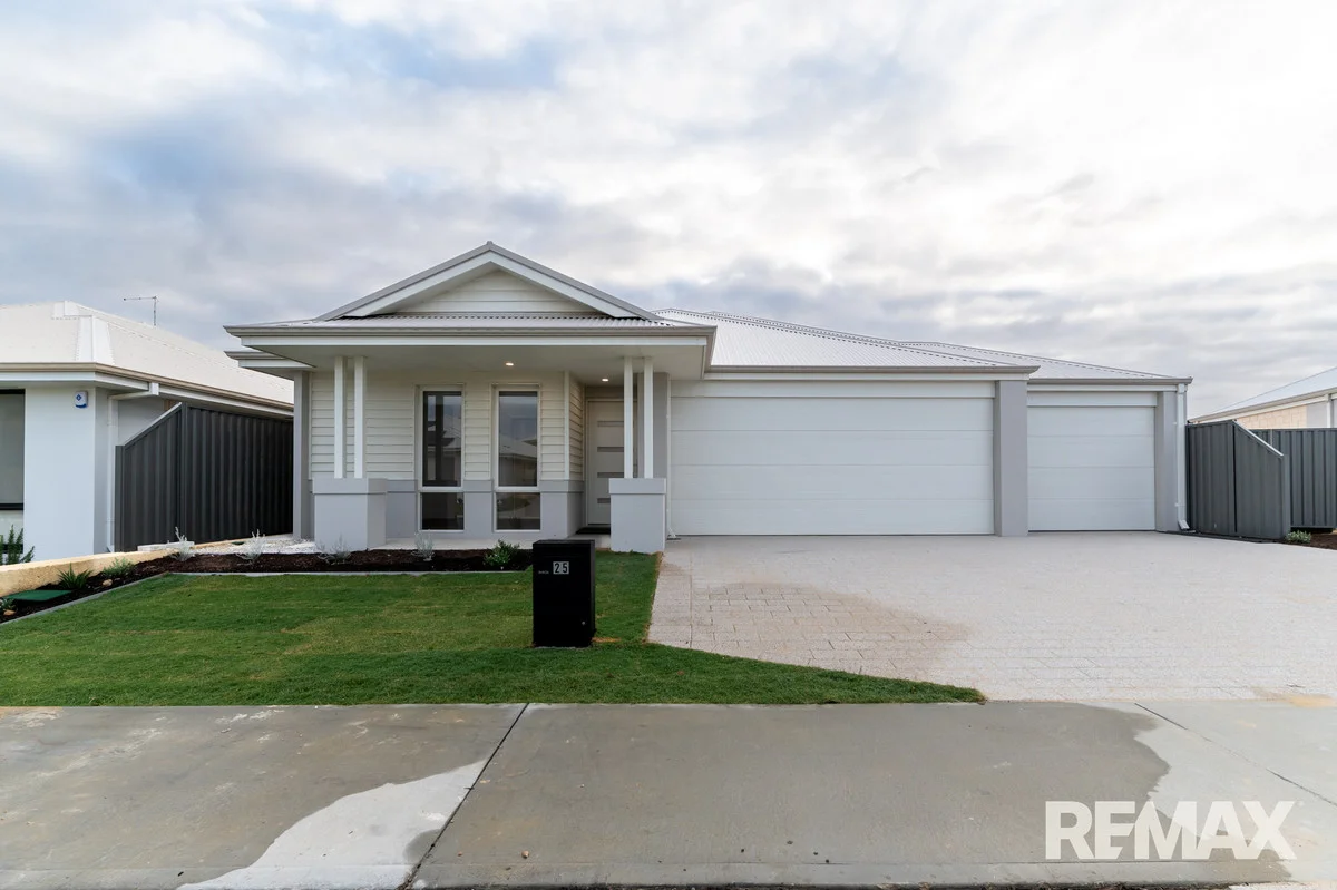 25 Ambient Way, Eglinton WA 6034