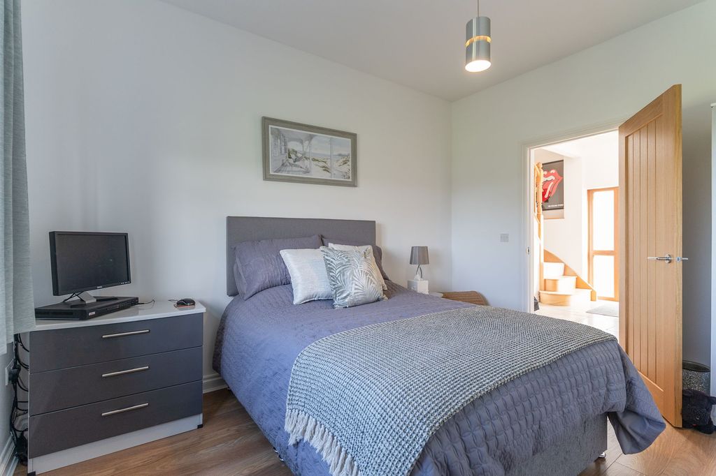 Additional image 17 of 6 bed detached house for salePenyrheol, Pontypool NP4