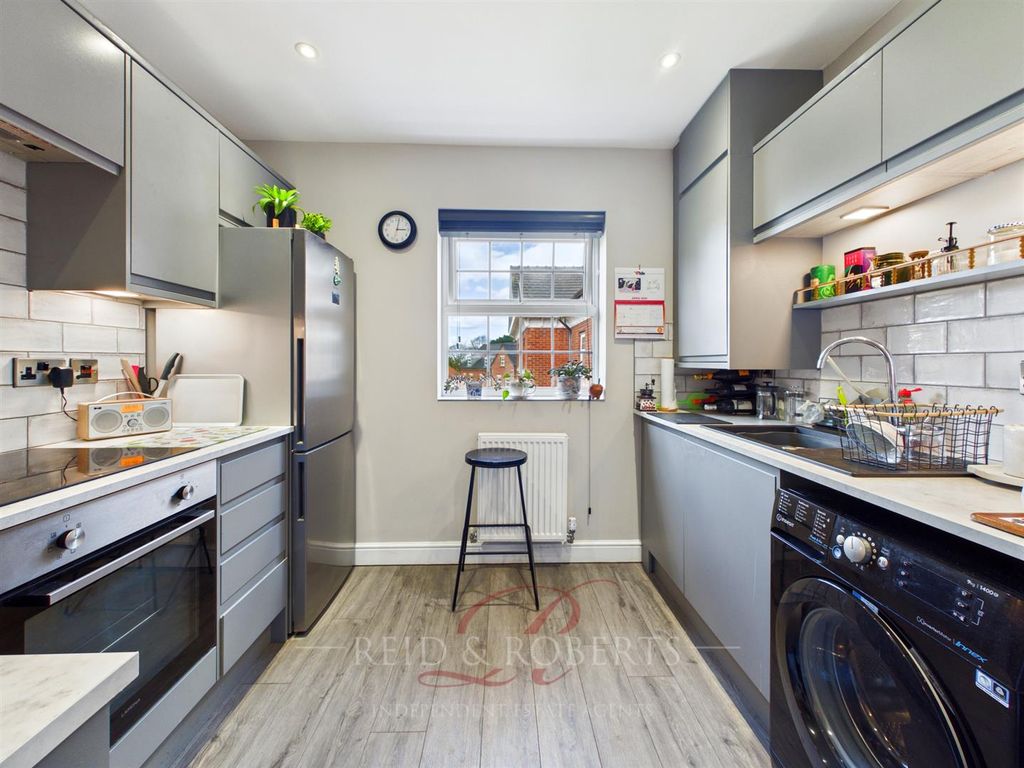 Additional image 4 of 2 bed flat for saleActon Hall Walks, Wrexham LL12
