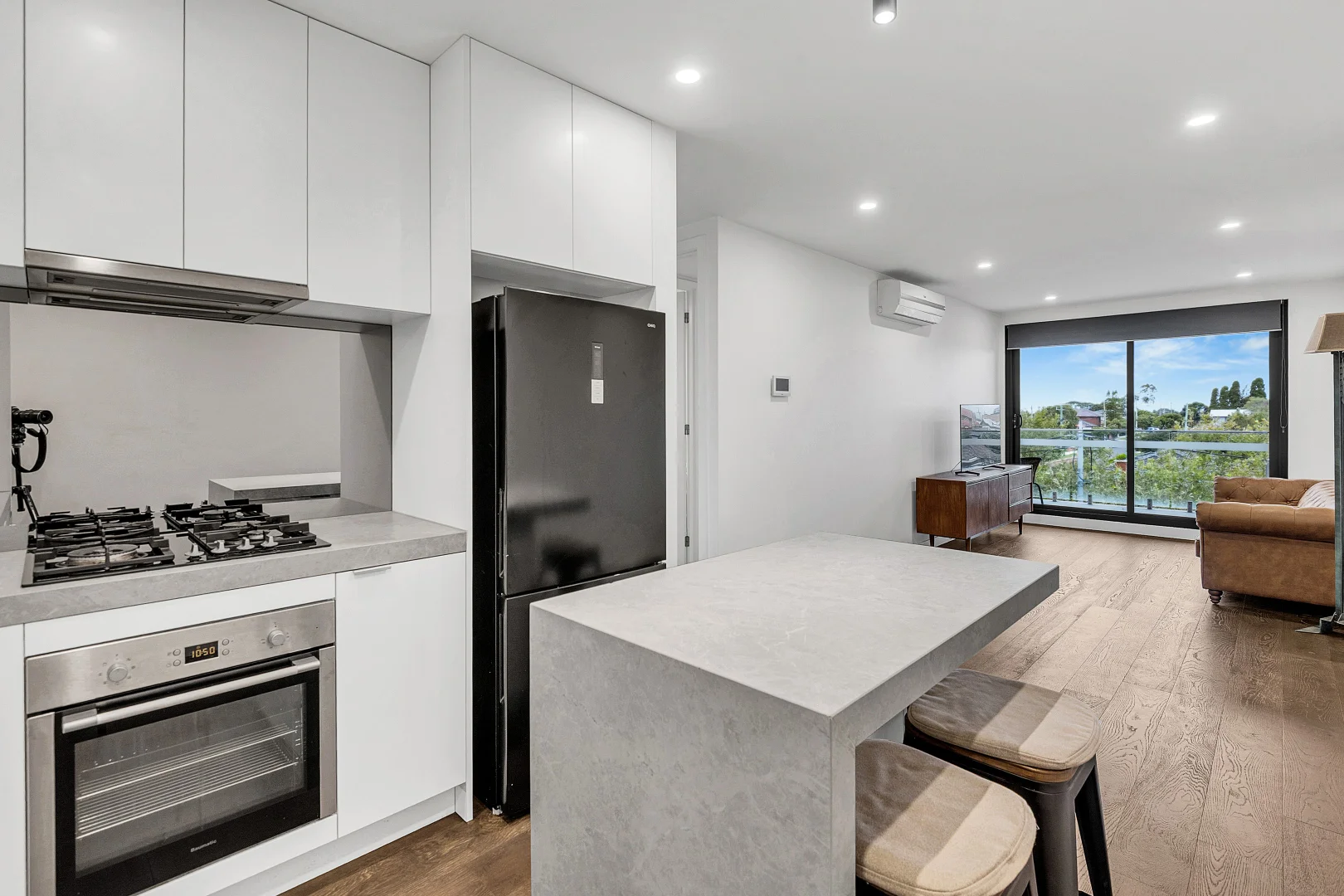 Additional image 2 of 301/503 Plenty Road, Preston VIC 3072