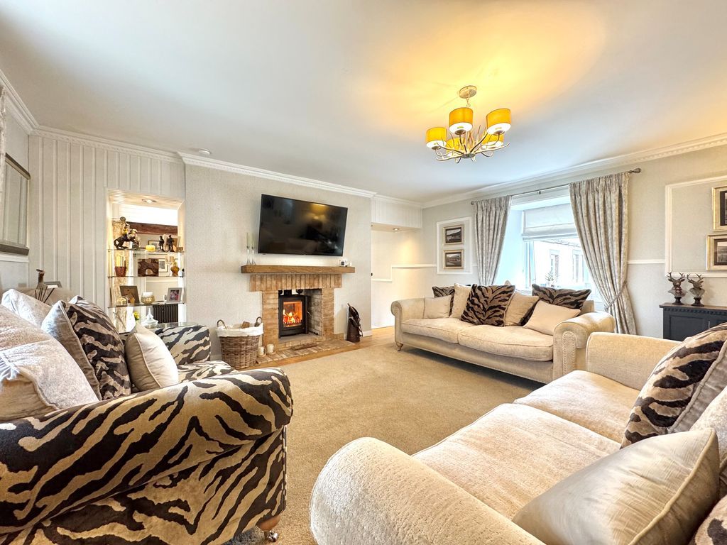 Additional image 6 of 4 bed country house for sale2 East Wardlaw Farm, Grassyards Road, Kilmarnock KA3