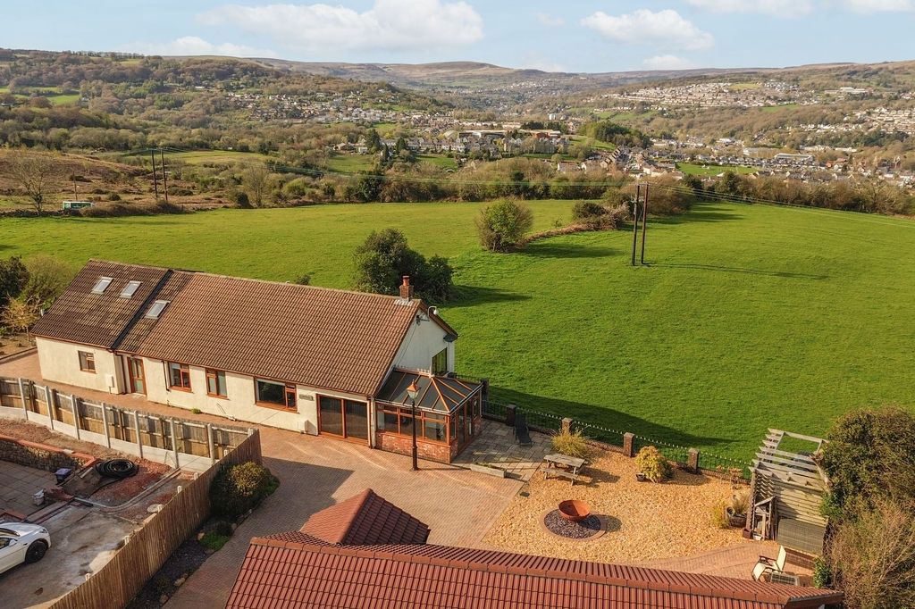 Additional image 44 of 6 bed detached house for salePenyrheol, Pontypool NP4