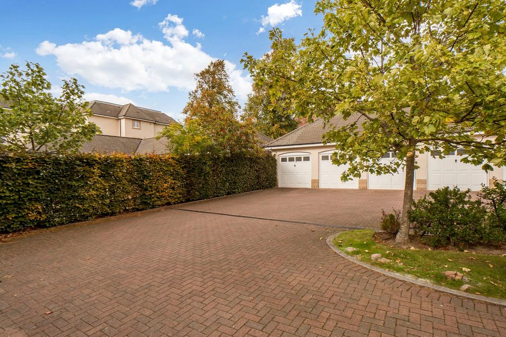 Additional image 16 of 2 bed flat for saleRattray Drive, Edinburgh EH10