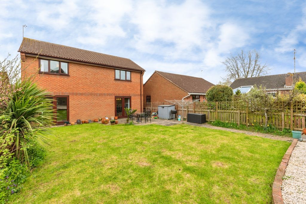 Additional image 15 of 4 bed detached house for saleRavendale Close, Grantham NG31