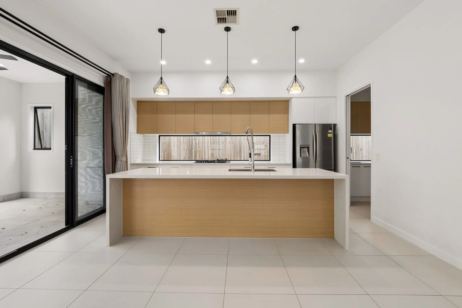 Additional image 8 of 37A Bernecker Street, Carina QLD 4152