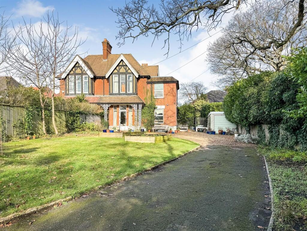 Bournemouth Road, Lower Parkstone, Poole