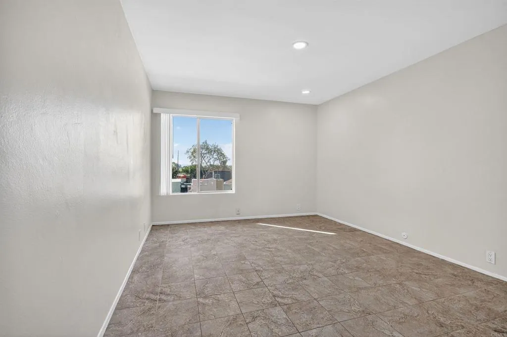 Additional image 19 of 1855 Diamond Street Unit 122, San Diego, CA 92109