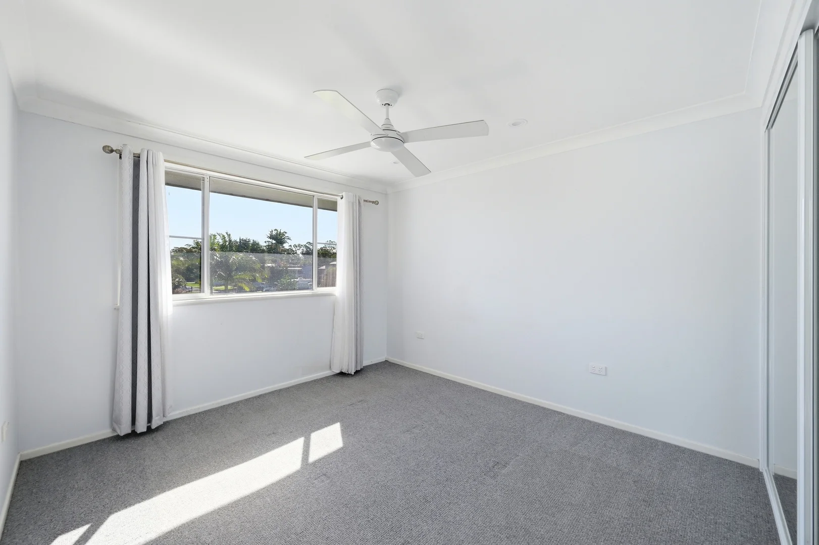 Additional image 11 of 26 Shoreline Drive, North Shore NSW 2444