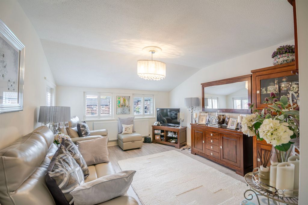 Additional image 4 of 2 bed maisonette for saleLongstone Way, Mansfield, Nottinghamshire NG19