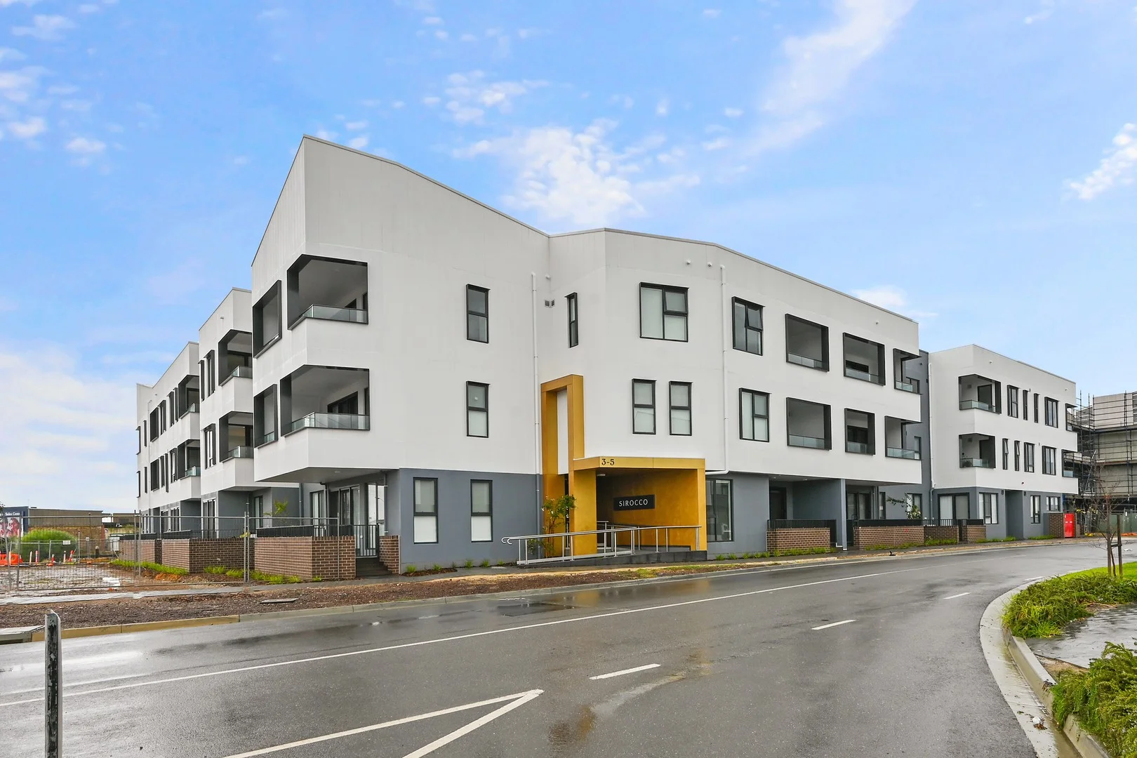 104, 302 & 303/3 - 5 Panama Drive, New Port SA 5015
