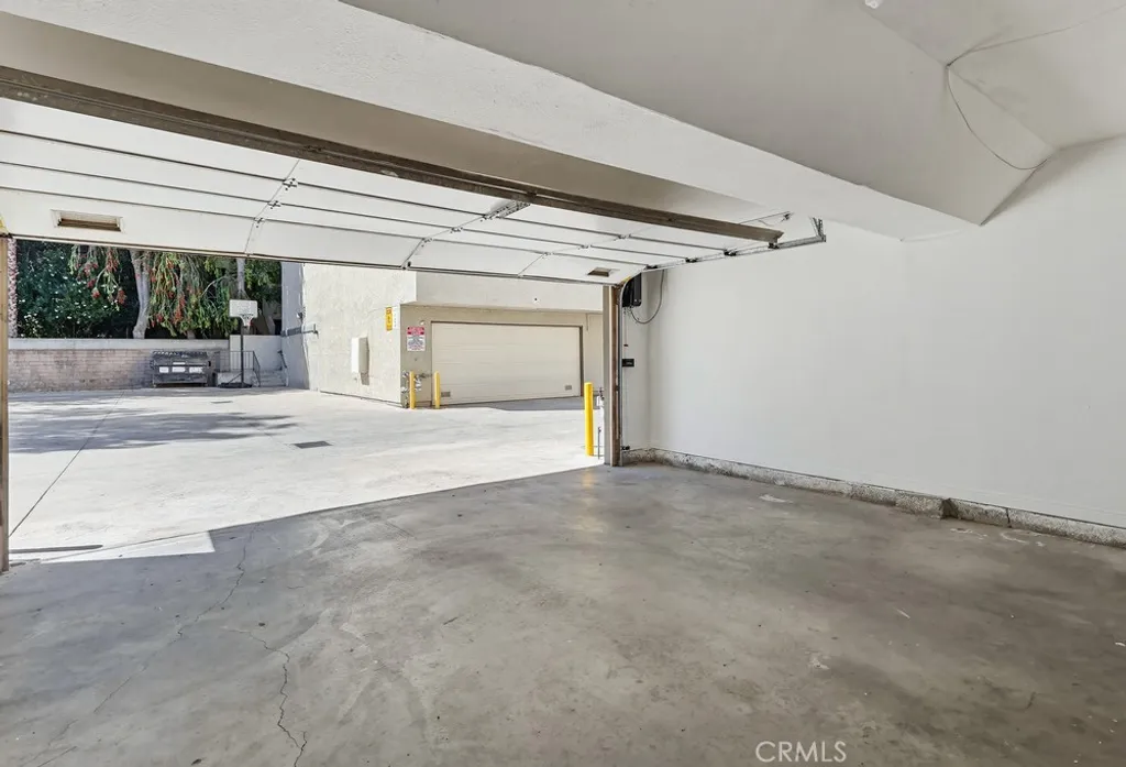 Additional image 69 of 19018 Sherman Way Unit 110, Reseda, CA 91335
