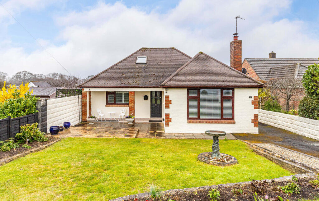 Green Lane, Bournemouth, BH10