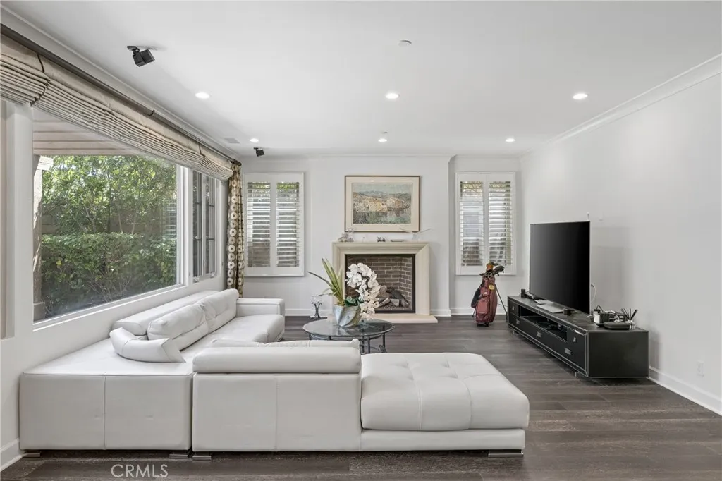 Additional image 9 of 45 Triana, Irvine, CA 92618