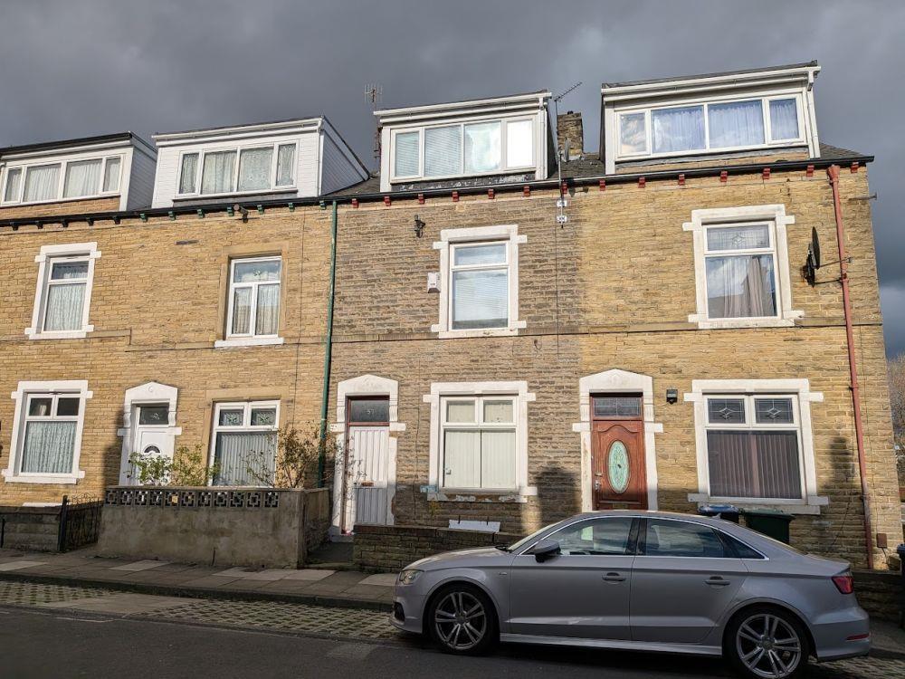 57 Cottam Terrace, Bradford