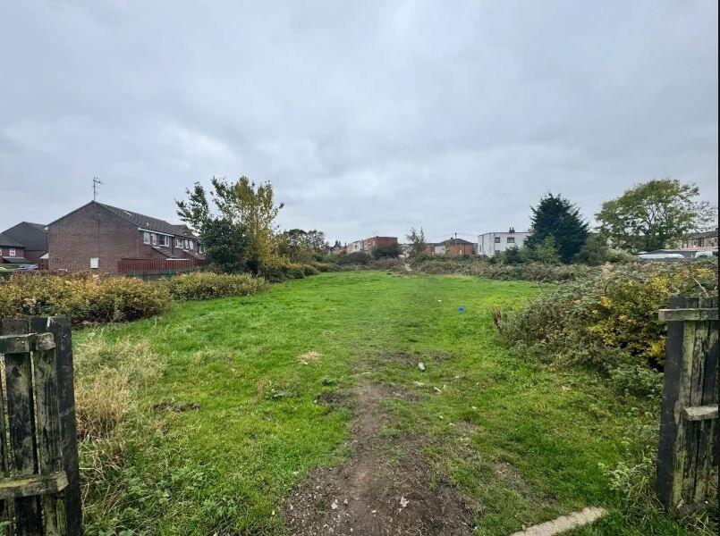 Additional image 4 of Former 22, Tennis Avenue, Bradford, Bradford, BD4 9RA