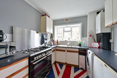Gap Road, Wimbledon, London SW19