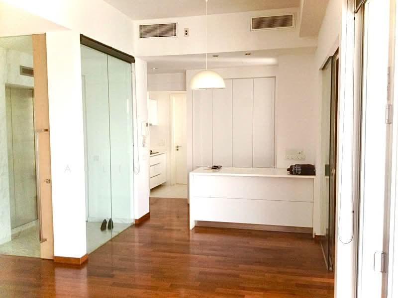 1 Newton Road photo 2