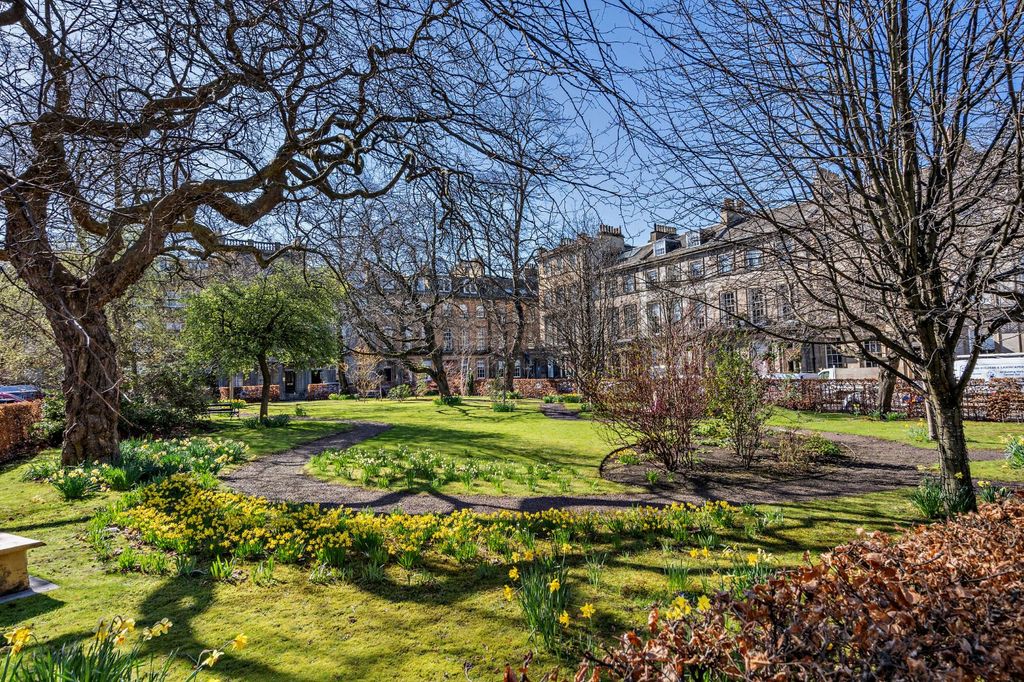 Additional image 20 of 3 bed flat for saleRutland Street, Edinburgh EH1