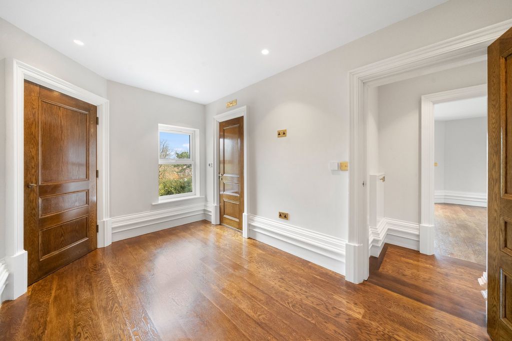 Additional image 19 of 3 bed flat for saleVictoria Road, Formby L37