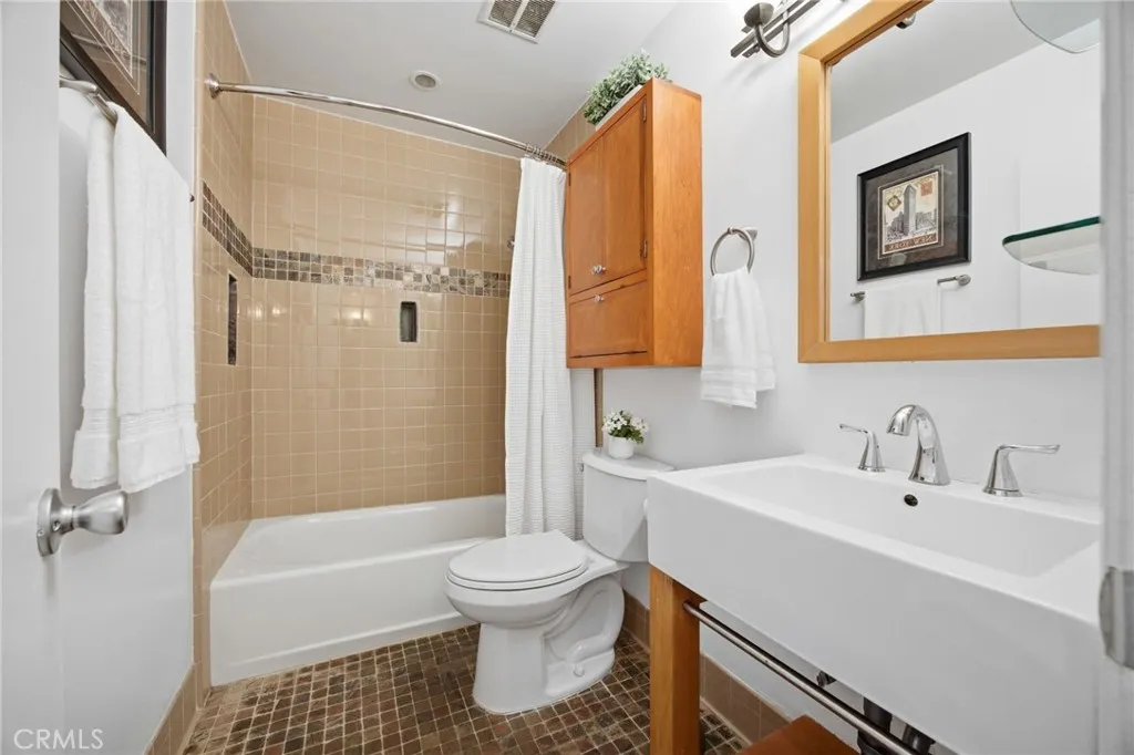 Additional image 73 of 355 S Madison Avenue Unit 224, Pasadena, CA 91101