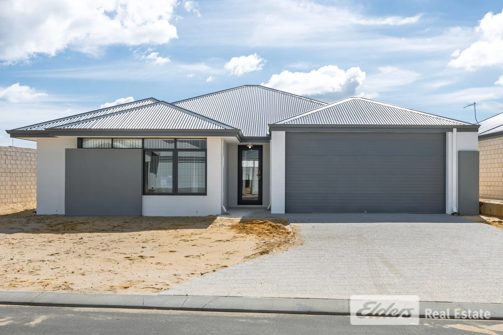5 Kembla Way, Lakelands WA 6180