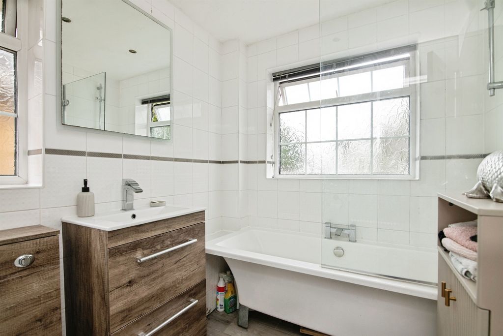 Additional image 15 of 3 bed link detached house for saleDixon Close, Tipton DY4