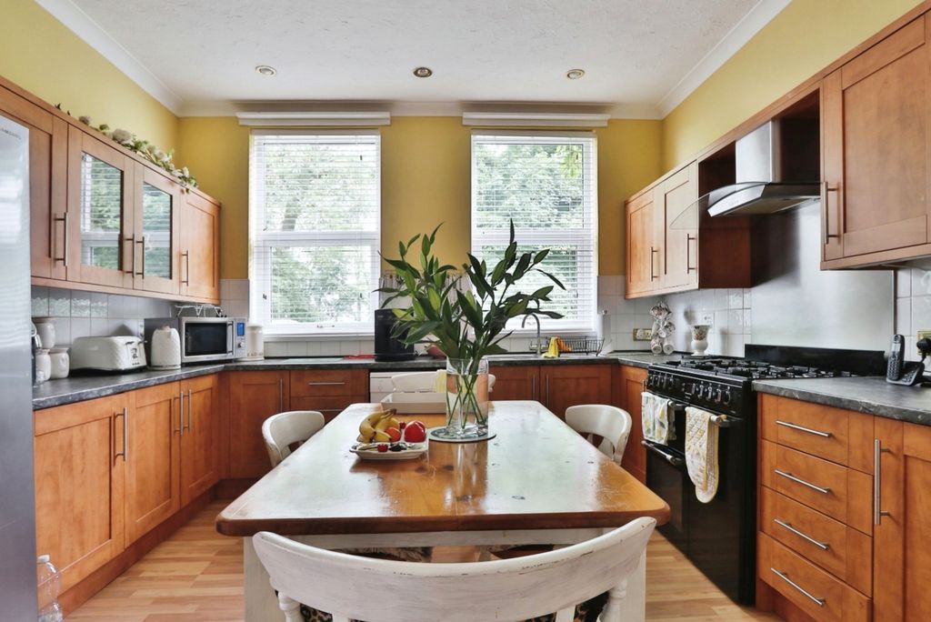 Additional image 3 of 4 bed detached house for saleGanstead Lane, Ganstead, Bilton, Hull HU11