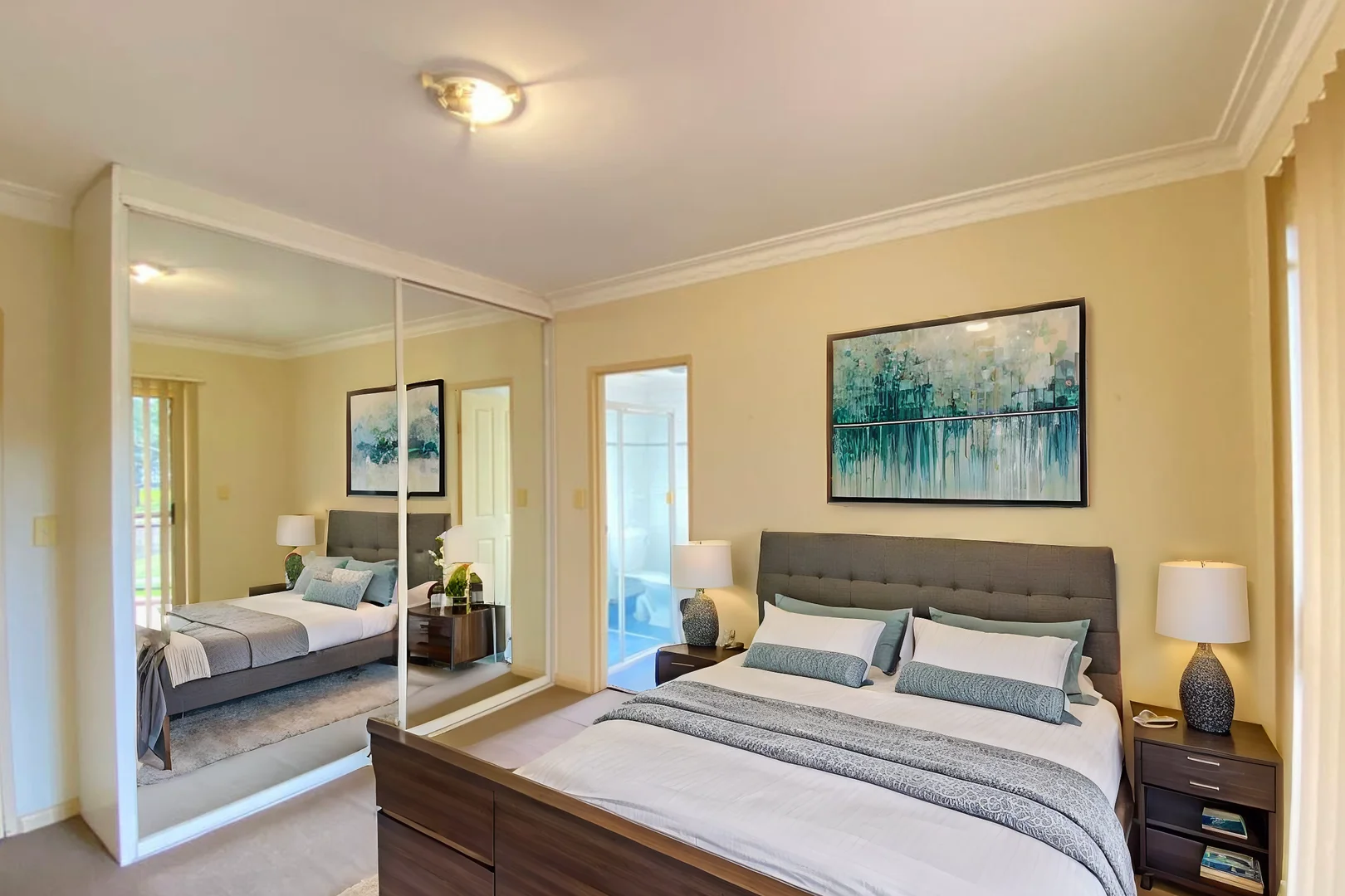 2/2-4 Oakes Street, Westmead NSW 2145