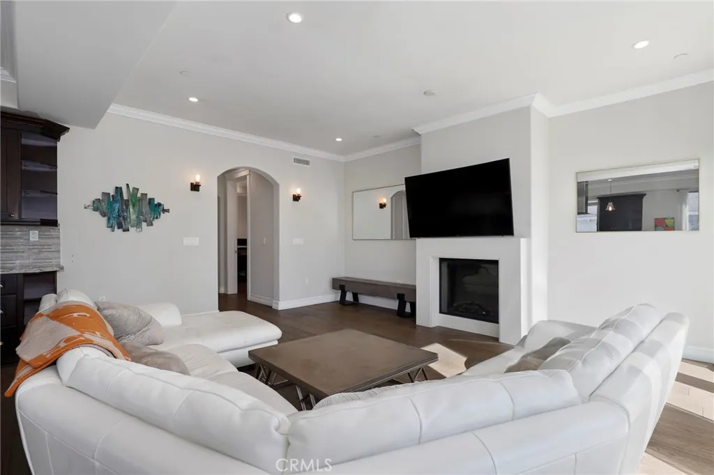 Additional image 47 of 1644 S Bentley Avenue Unit 401, Los Angeles, CA 90025
