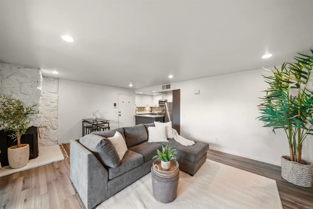 Additional image 12 of 475 N Midway Drive Unit 117, Escondido, CA 92027
