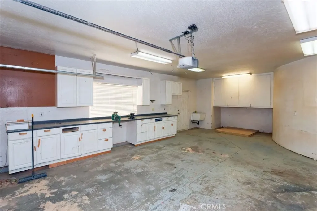 Additional image 18 of 13030 Caspian Dr, Victorville, CA 92395