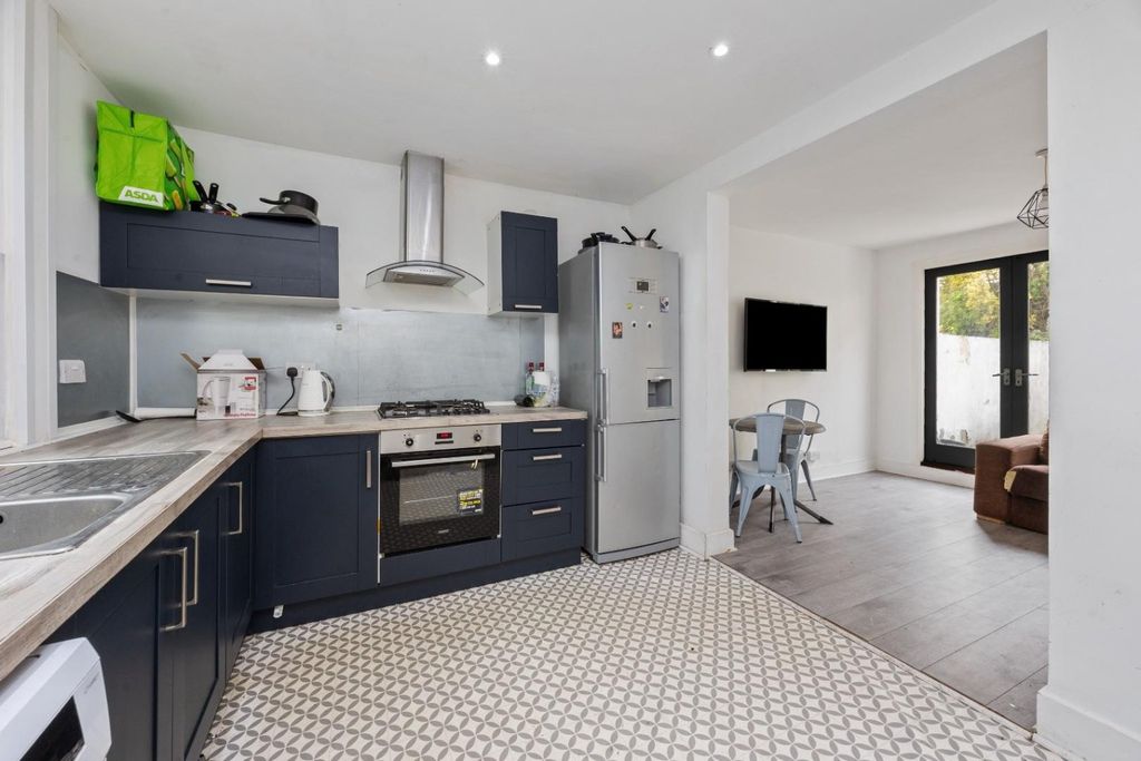 6 bed terraced house to rentSt. Pauls Street, Brighton BN2