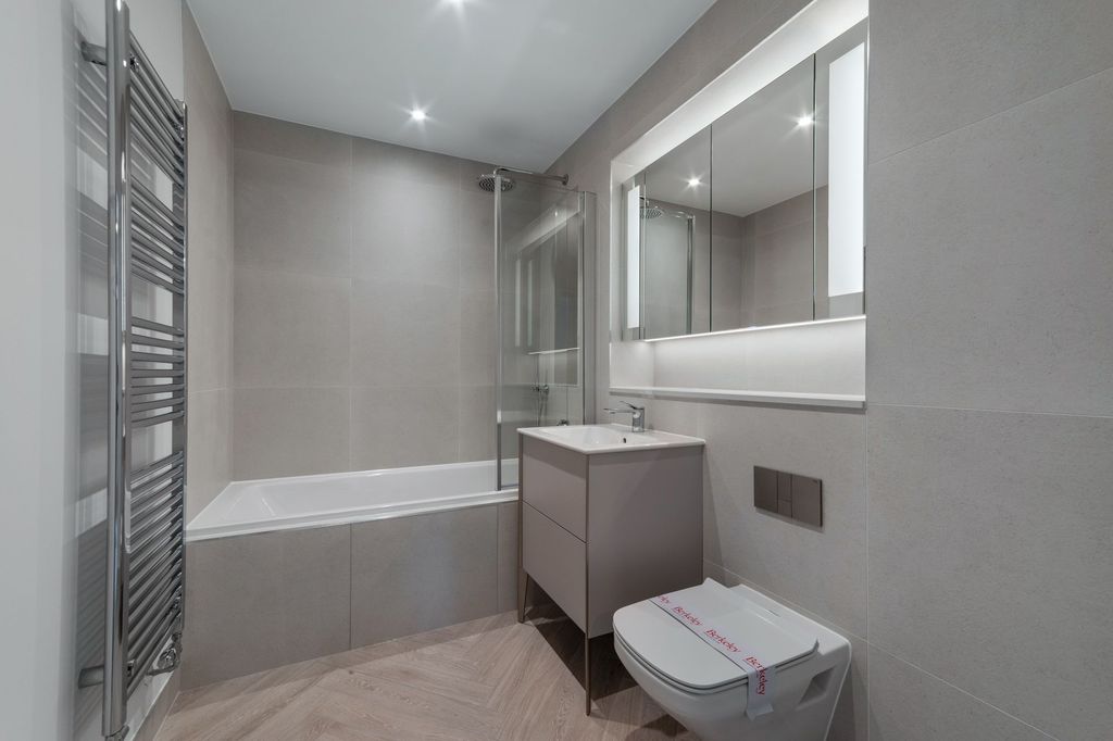 Additional image 7 of 4 bed terraced house to rentScholars Row, Sunningdale SL5