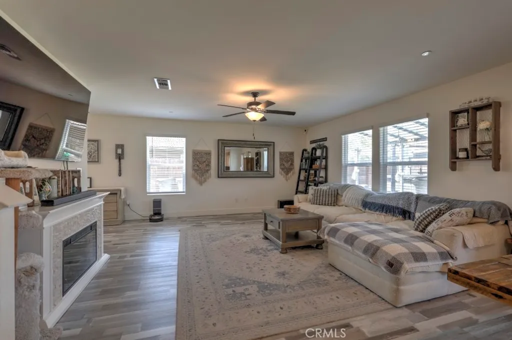 Additional image 14 of 2129 Redding Way, Atwater, CA 95301