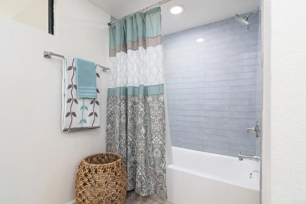 Additional image 32 of 6105 Avenida Chamnez, La Jolla, CA 92037